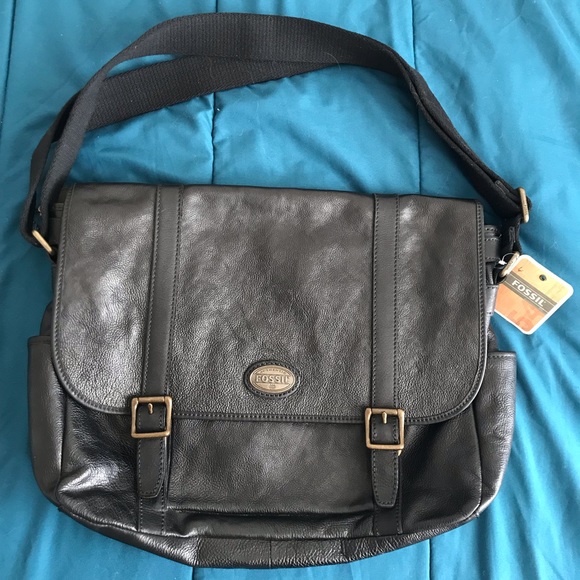 Fossil | Bags | Fossil East West 